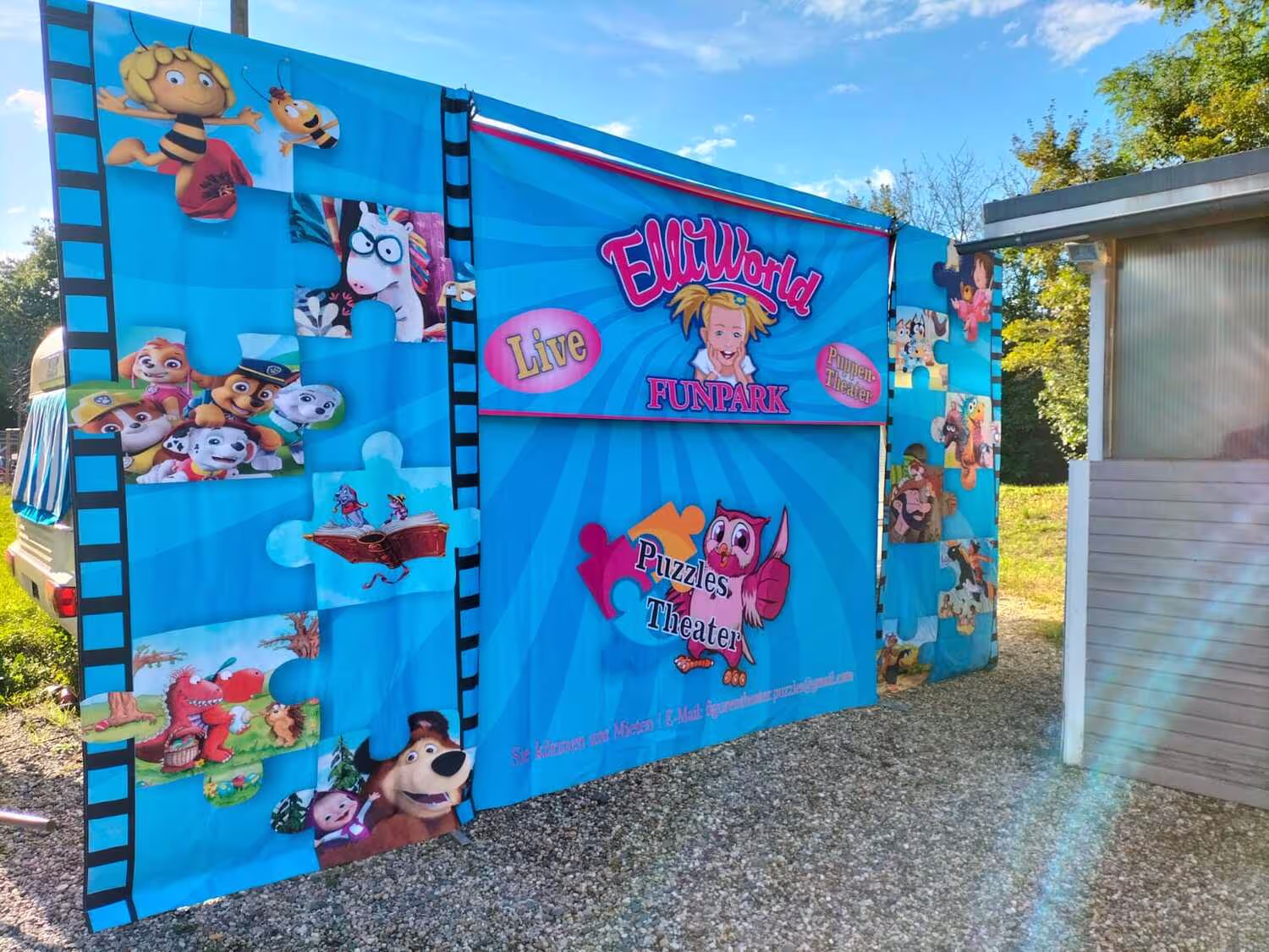 Elli-world funpark, puzzel theater anzeige